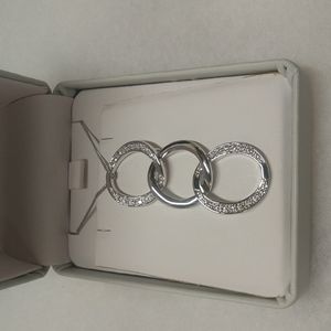 Silver Pendant Necklace